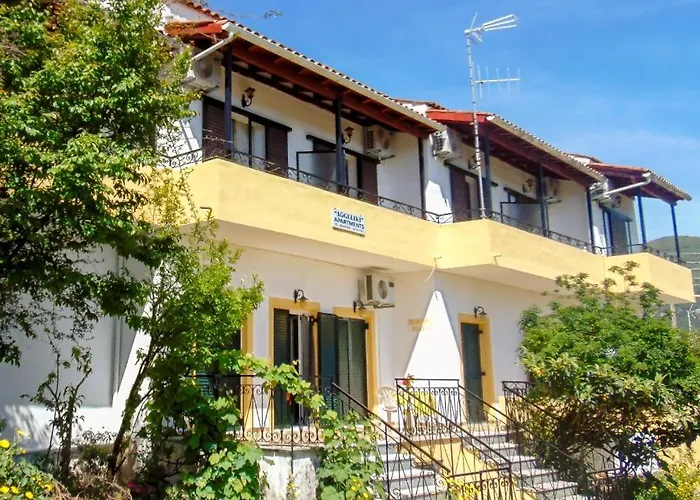 アパートホテル Aggeliki Dassia By Hotelius