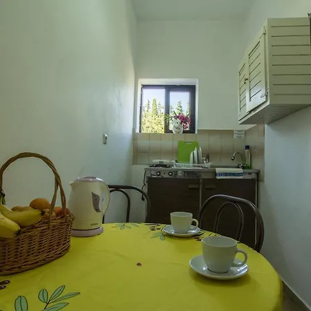 Aggeliki Dassia By Hotelius Aparthotel